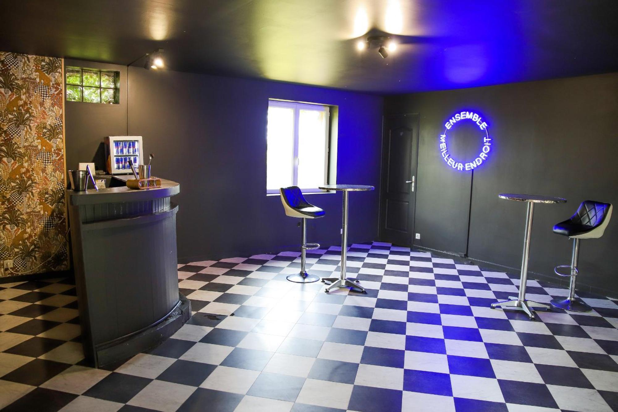 Crazy Villa Champs Corons 61 - Interior Heated Pool - 2H From Paris - 30P Les Menus Bagian luar foto